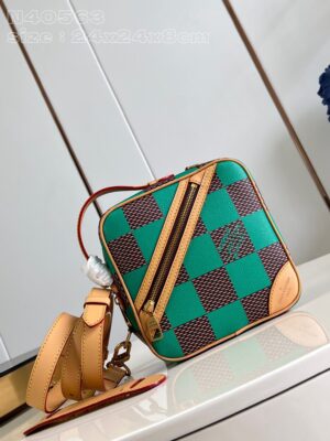 Louis Vuitton Chess Messenger