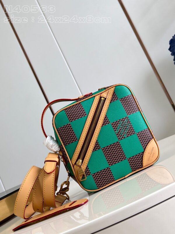Louis Vuitton Chess Messenger