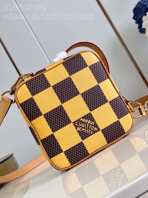 Louis Vuitton Chess Messenger