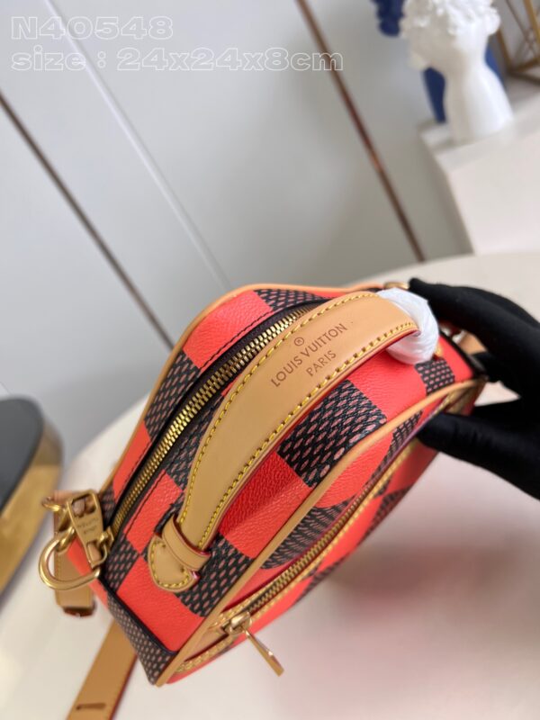 Louis Vuitton Chess Messenger