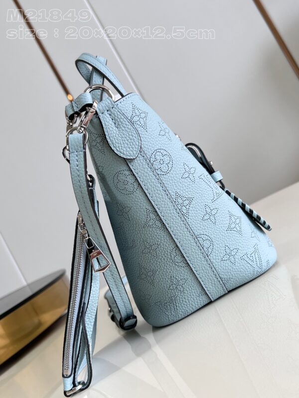 Louis Vuitton Blossom PM