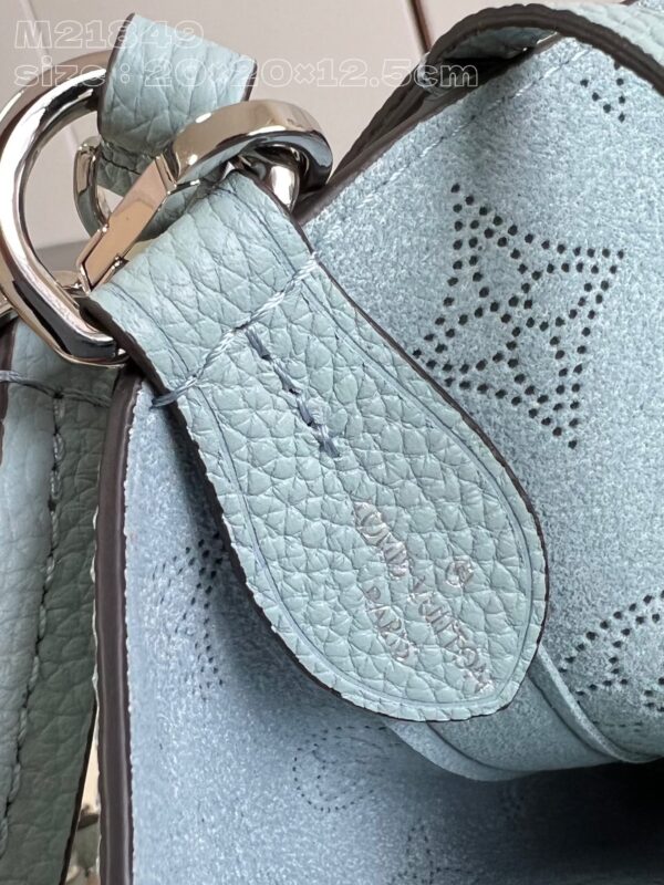 Louis Vuitton Blossom PM