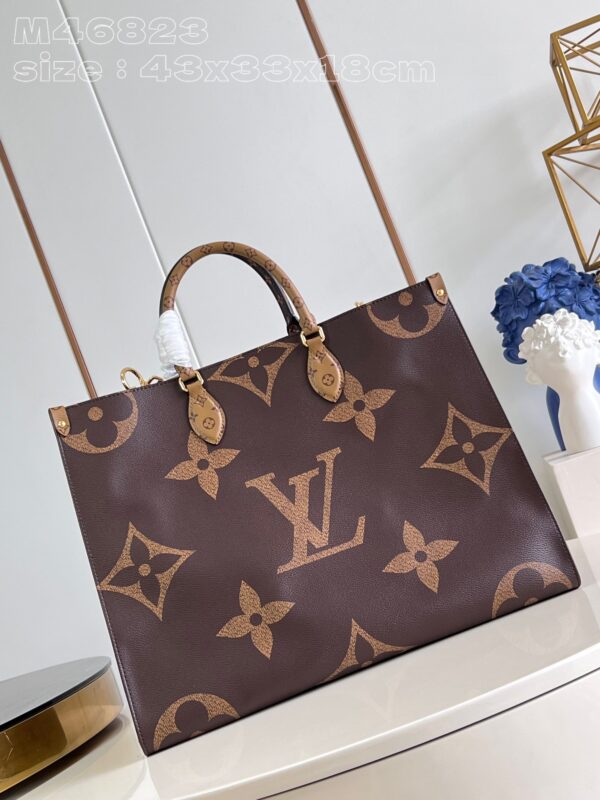 Louis Vuitton OnTheGo Voyage