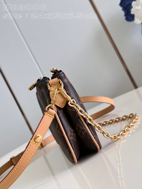 Louis Vuitton Liv Pochette