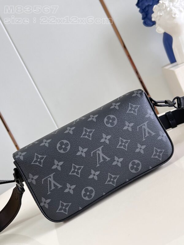 Louis Vuitton Montsouris Wearable Wallet