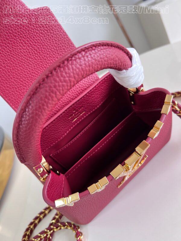 Louis Vuitton Capucines Mini