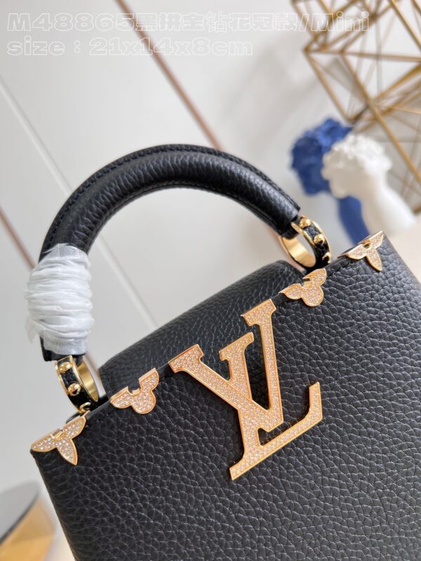 Louis Vuitton Capucines Mini