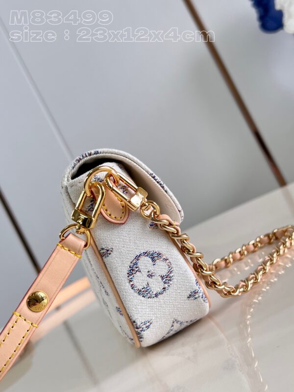 Louis Vuitton Wallet on Chain Ivy