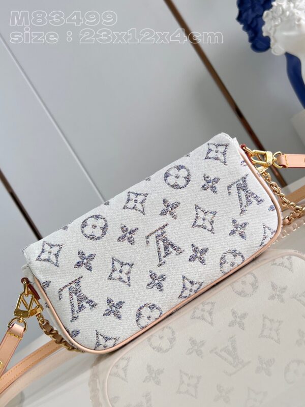 Louis Vuitton Wallet on Chain Ivy