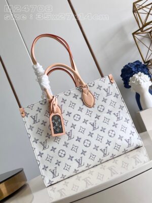 Louis Vuitton OnTheGo MM