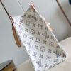 Louis Vuitton OnTheGo MM