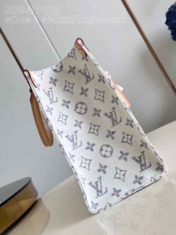 Louis Vuitton OnTheGo MM