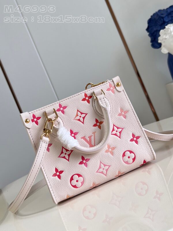 Louis Vuitton OnTheGo BB