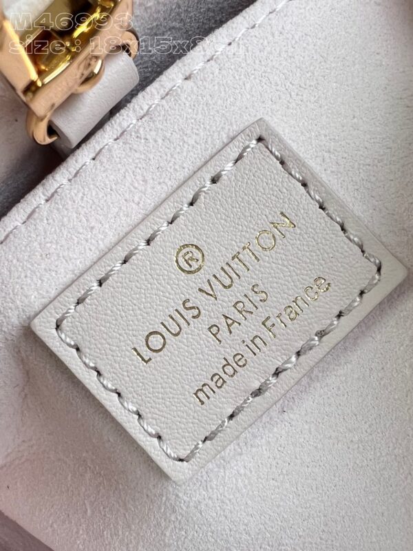 Louis Vuitton OnTheGo BB