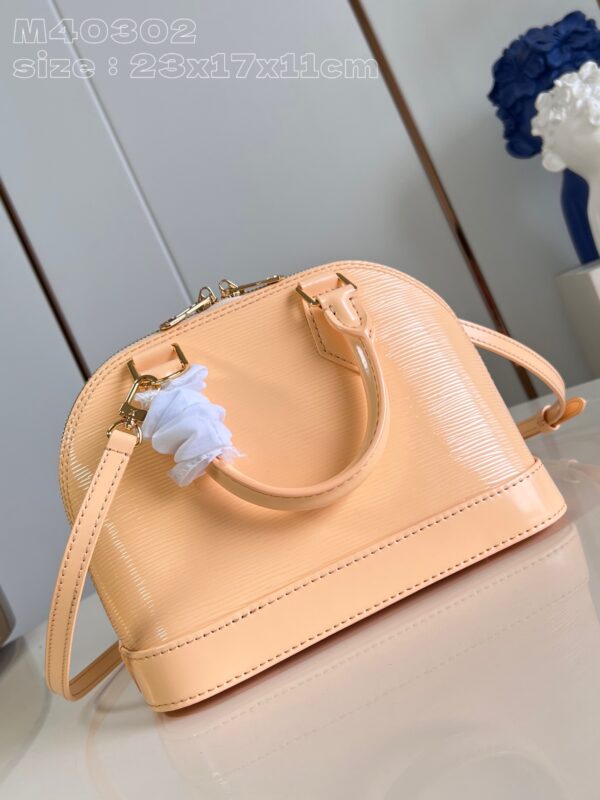 Louis Vuitton Alma BB