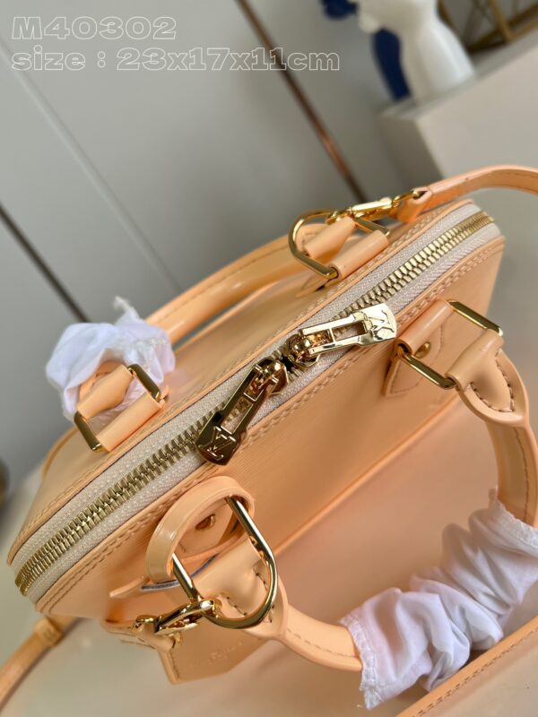 Louis Vuitton Alma BB