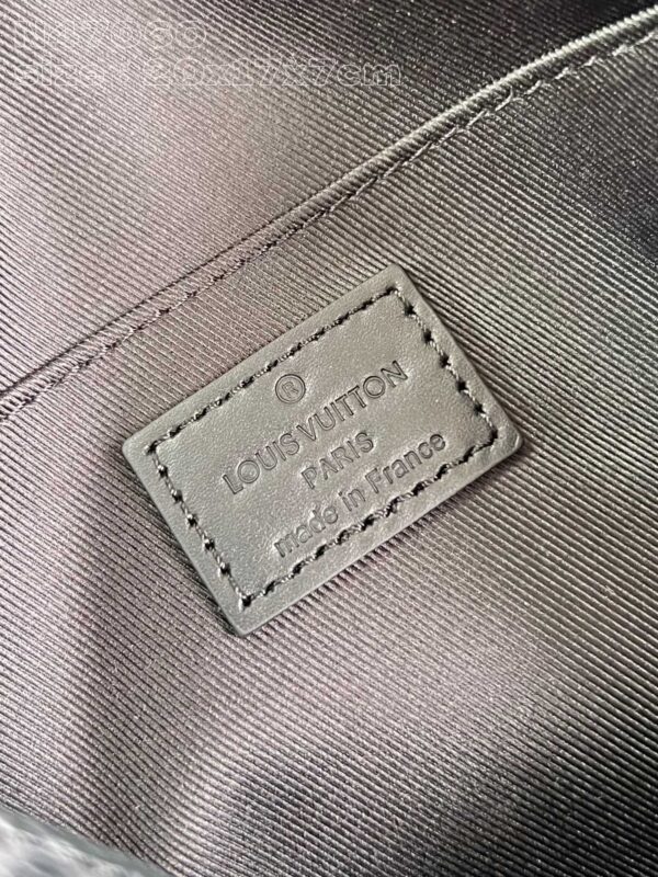 Louis Vuitton Montsouris Small Bag