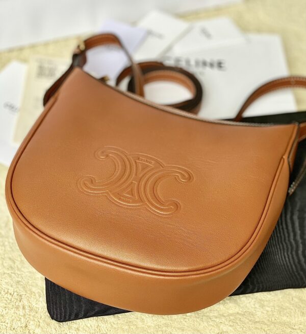 CELINE SMALL HELO?SE BAG CUIR TRIOMPHE