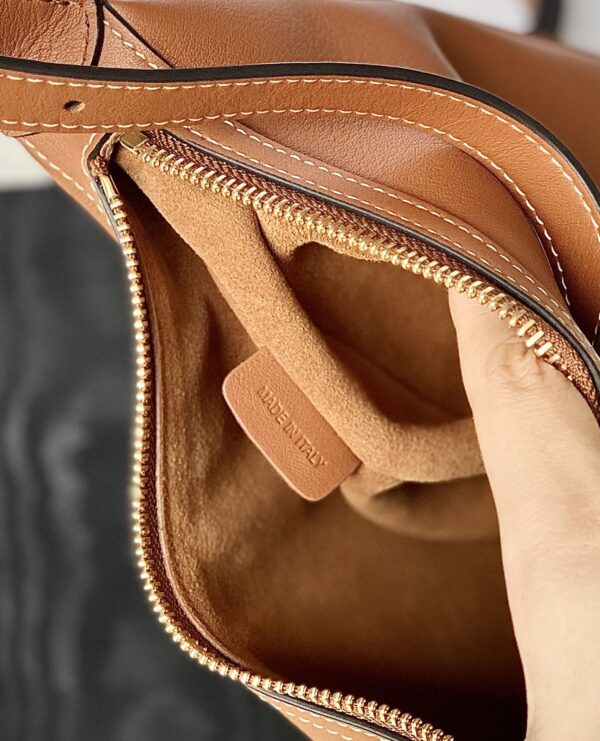 CELINE SMALL HELO?SE BAG CUIR TRIOMPHE