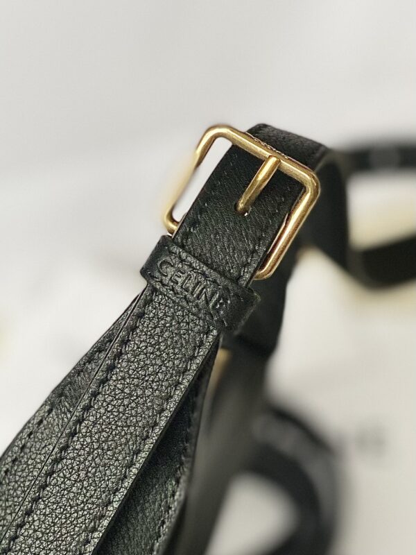 CELINE SMALL HELO?SE BAG CUIR TRIOMPHE