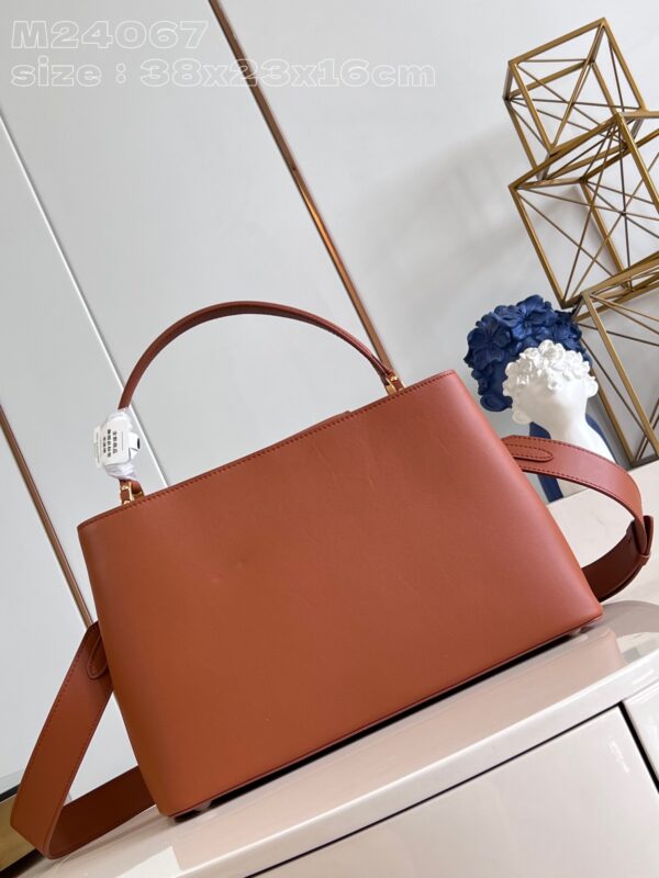 Louis Vuitton Capucines GM Souple