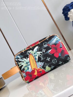 Louis Vuitton Locker Dopp Kit