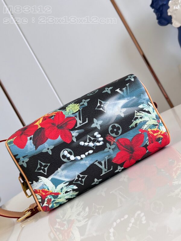Louis Vuitton Locker Dopp Kit