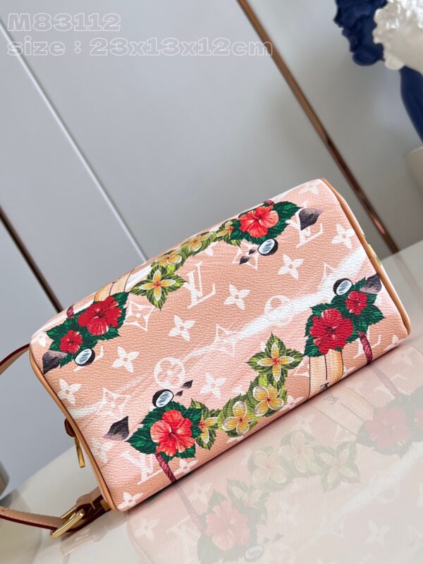 Louis Vuitton Locker Dopp Kit