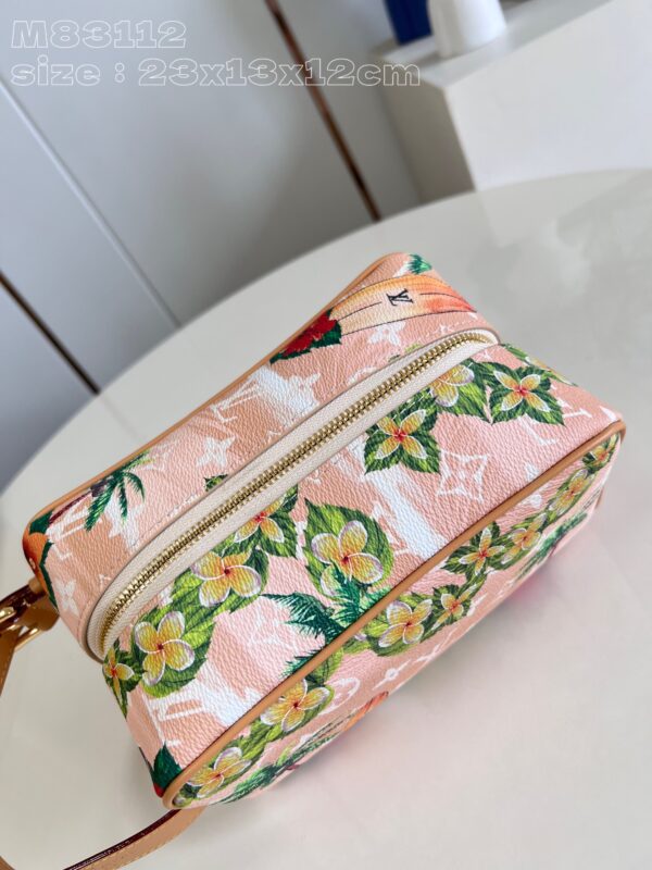 Louis Vuitton Locker Dopp Kit