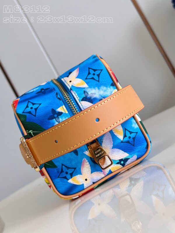 Louis Vuitton Locker Dopp Kit