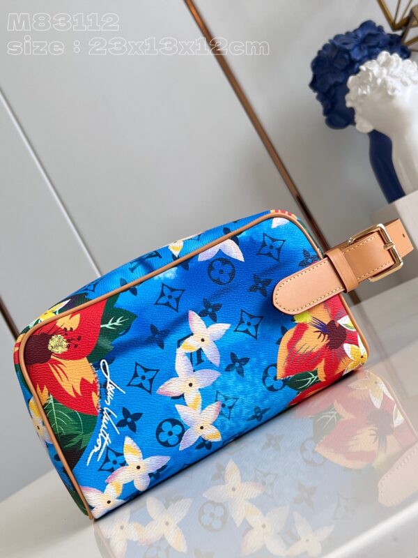 Louis Vuitton Locker Dopp Kit
