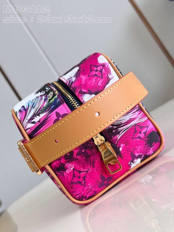 Louis Vuitton Locker Dopp Kit