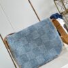 Louis Vuitton Montsouris Messenger MM