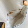 Louis Vuitton Montsouris Messenger MM