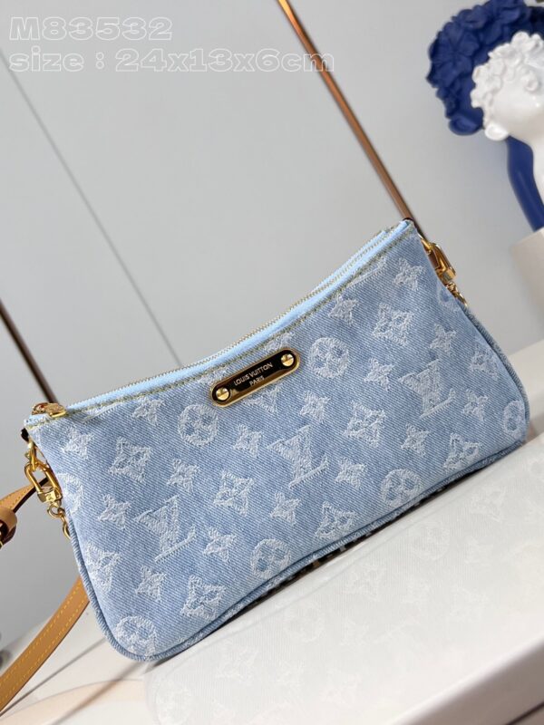 Louis Vuitton Liv Pochette