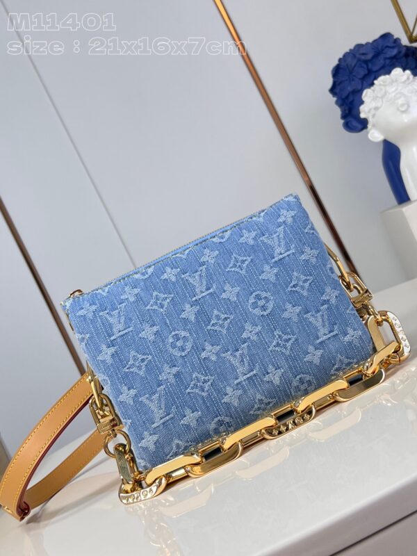 Louis Vuitton Coussin BB