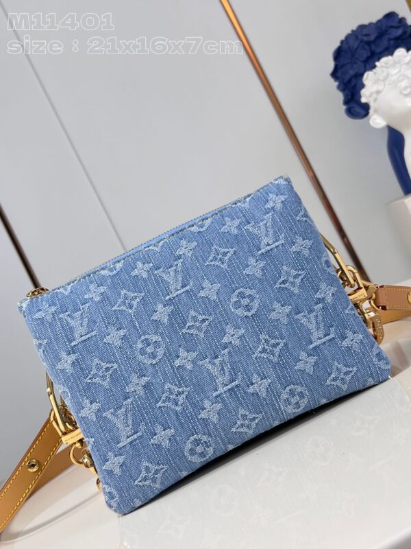 Louis Vuitton Coussin BB