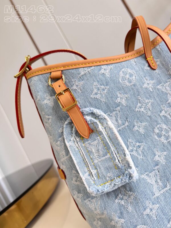 Louis Vuitton CarryAll PM
