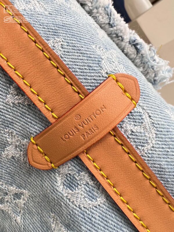 Louis Vuitton CarryAll PM