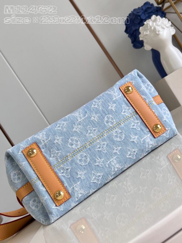 Louis Vuitton CarryAll PM