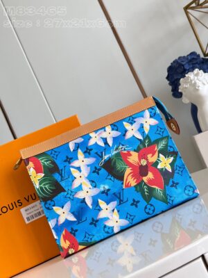 Louis Vuitton Pochette Voyage  Bag
