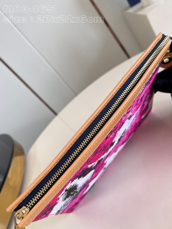 Louis Vuitton Pochette Voyage  Bag