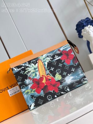Louis Vuitton Pochette Voyage  Bag