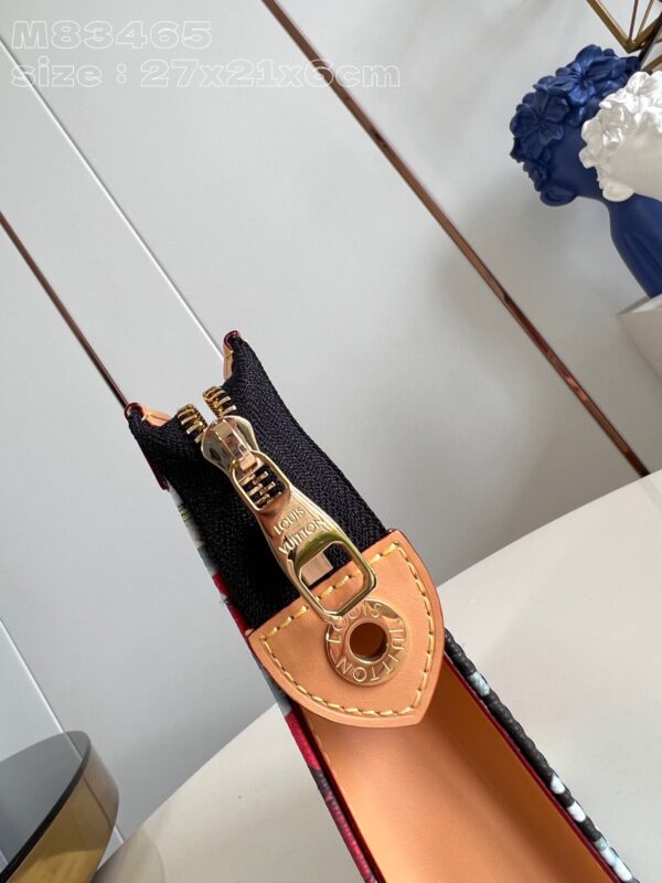 Louis Vuitton Pochette Voyage  Bag