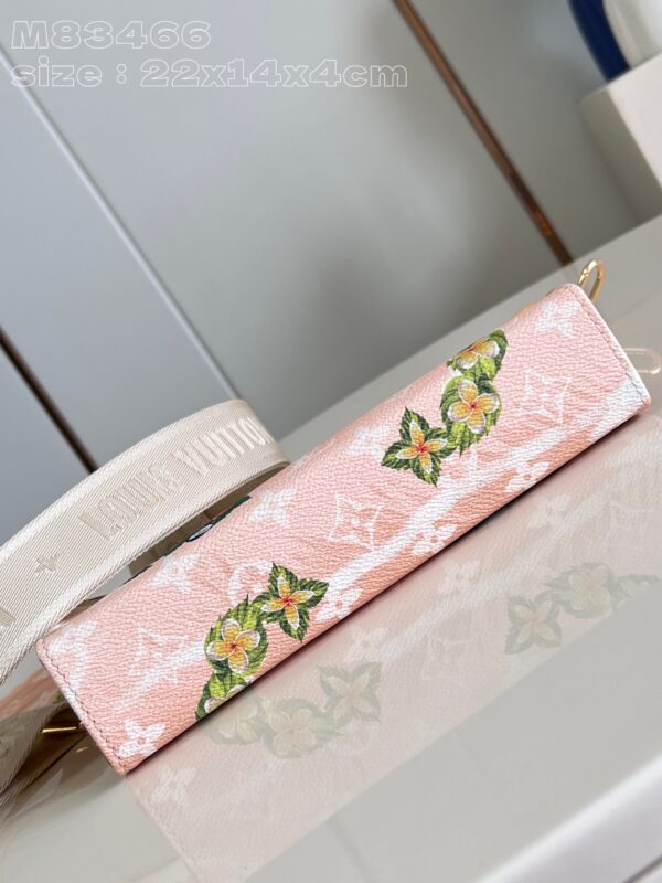 Louis Vuitton Gaston Wearable Wallet