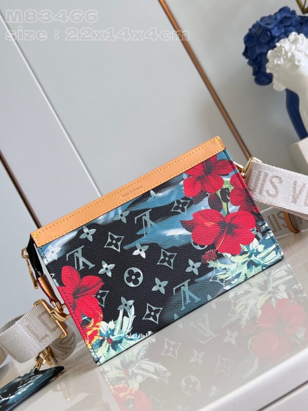 Louis Vuitton Gaston Wearable Wallet