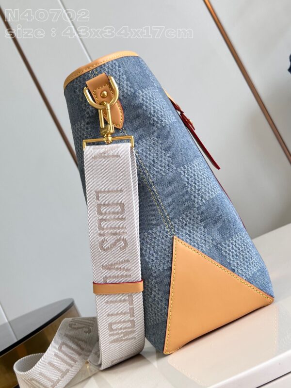 Louis Vuitton Weekend Tote