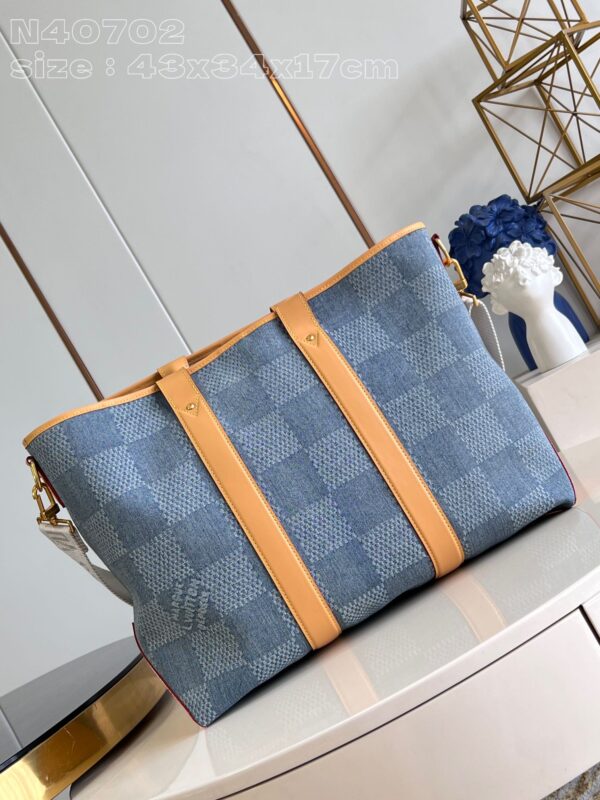 Louis Vuitton Weekend Tote