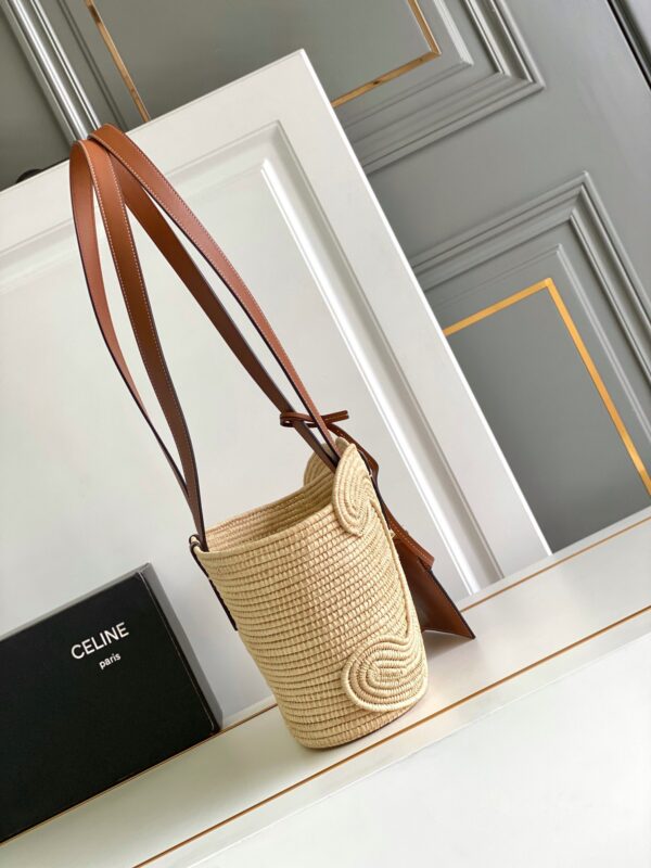 CELINE CELINE CLASSIC PANIER SMALL BRAIDED TRIOMPHE IN RAFFIA AND CALFSKIN TAN