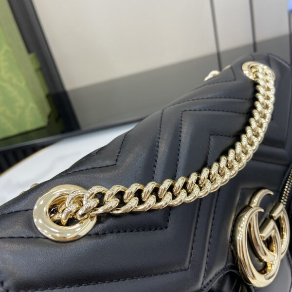 Gucci GG MARMONT SMALL MULTI-POCKET BAG
